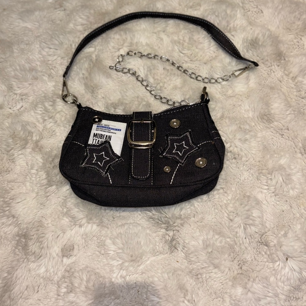 3/30$ Black Shoulder Bag - Picture 4 of 7